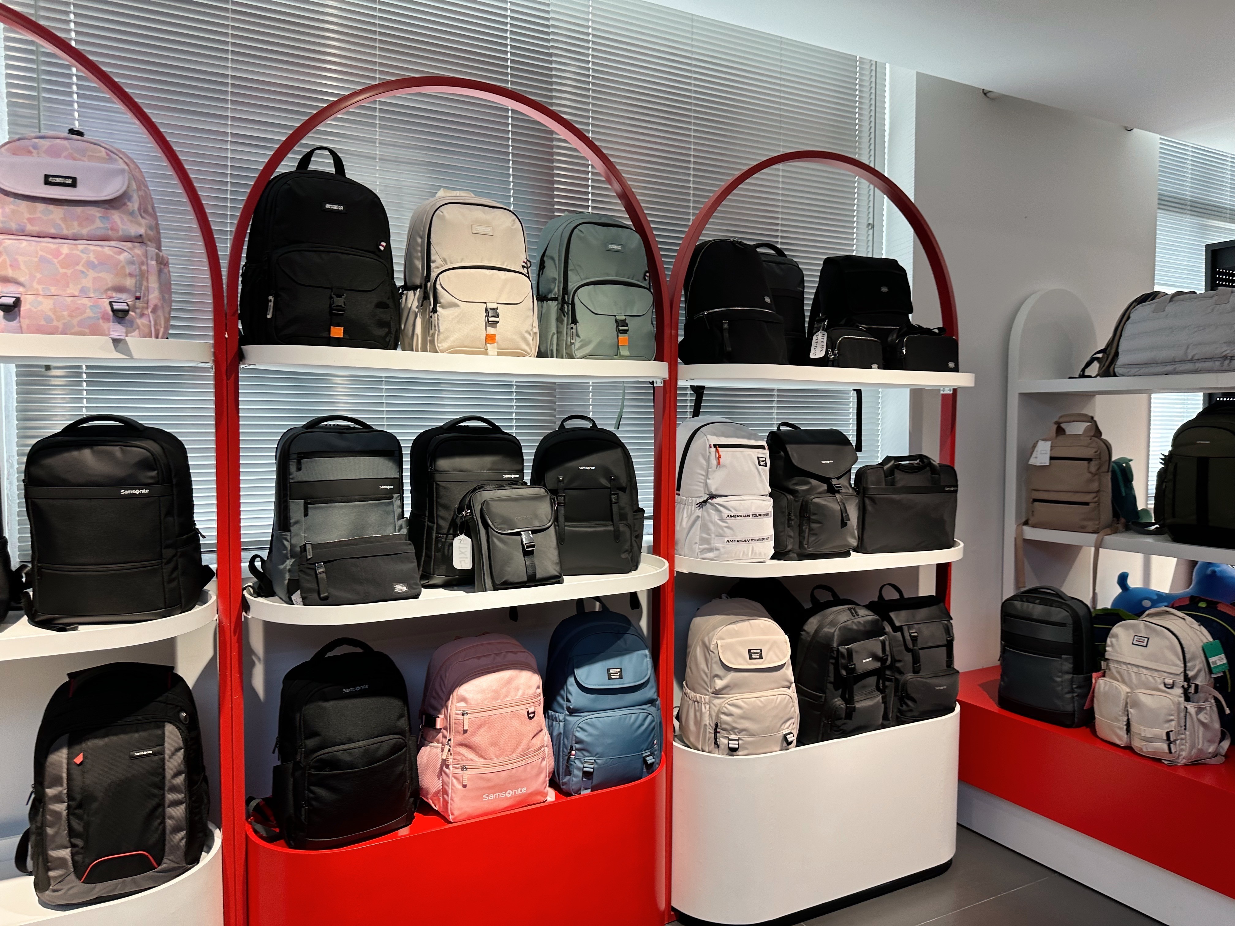 Soccer Molded Ball Backpack & Cleat Compartment (A8144) - HETAIXING BAGS